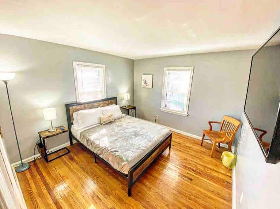 Adorable&Cozy Suburban Home Mins From Dwtn/Airport Rochester Extérieur photo
